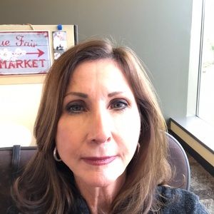 Meet your Posher, Teresa